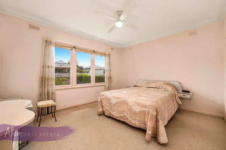 Fourth view of Homely unit listing, 1/10 Esdale Street, Blackburn VIC 3130