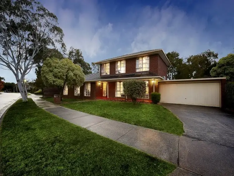 15 Fewster Drive, Wantirna South VIC 3152