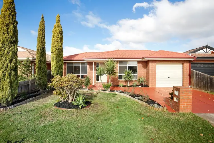 3 Mankina Circuit, Delahey VIC 3037