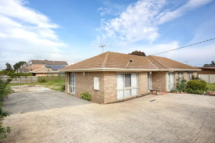 30 Carrington Street, Sydenham VIC 3037