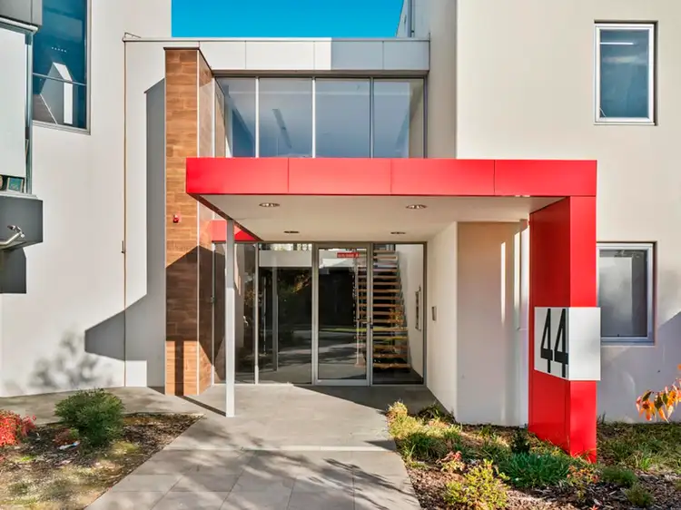 20/44 Eucalyptus Drive, Maidstone VIC 3012