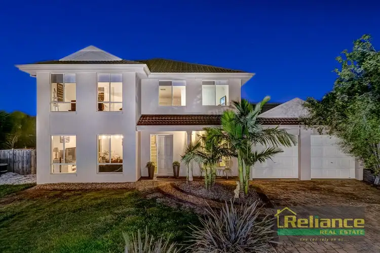 7 Peppercorn Court, Sanctuary Lakes VIC 3030