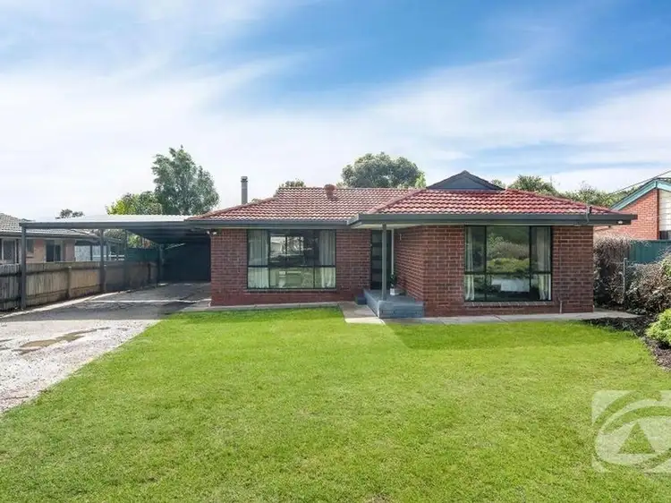 17 Deer Avenue, Mount Barker SA 5251