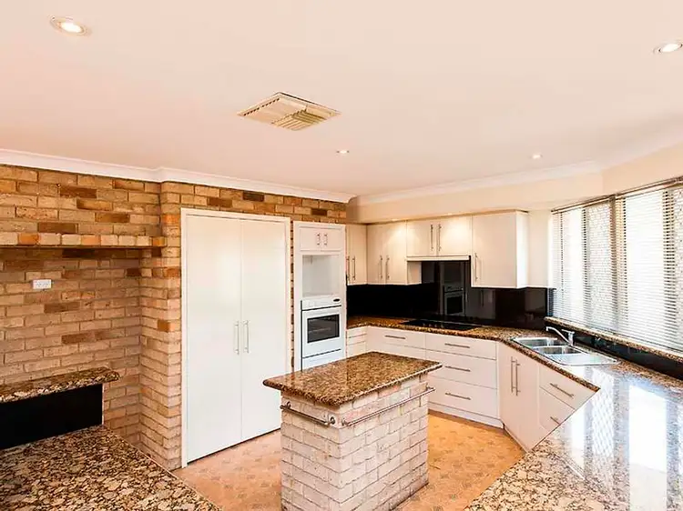 26 Reflection Gardens, Ballajura WA 6066