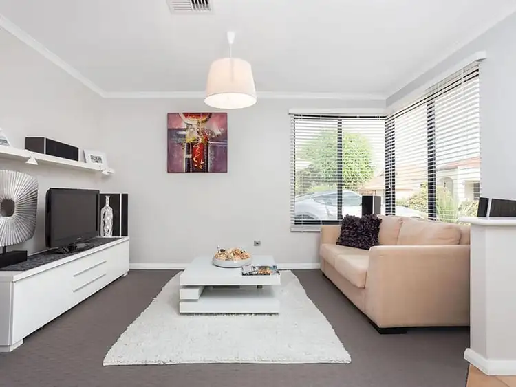Second view of Homely house listing, 6/1 Cottrill Street, Alfred Cove WA 6154