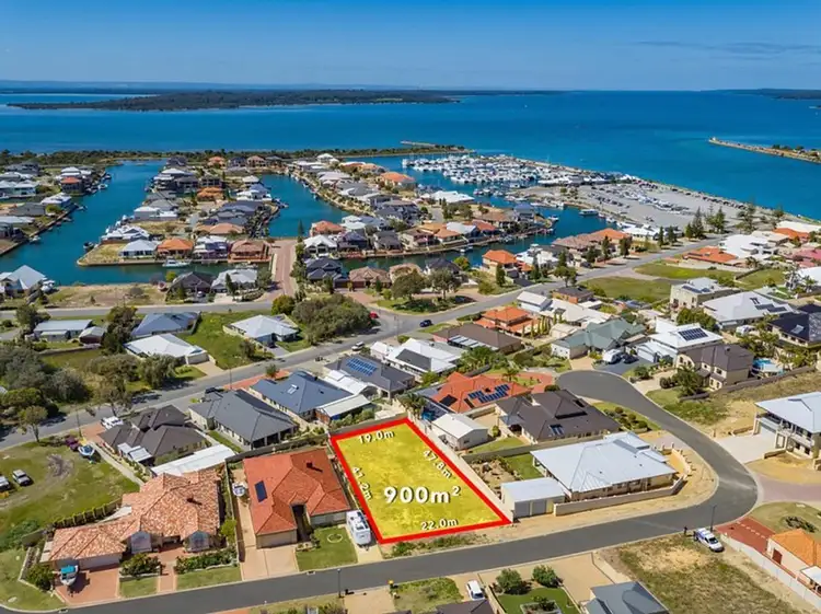 19 Greenshank Mews, Wannanup WA 6210