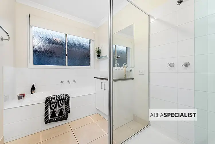 Sixth view of Homely house listing, 17 Elwood Avenue, Pakenham VIC 3810