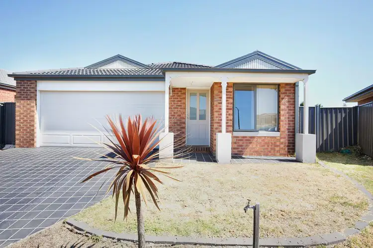 72 Hatchlands Drive, Deer Park VIC 3023