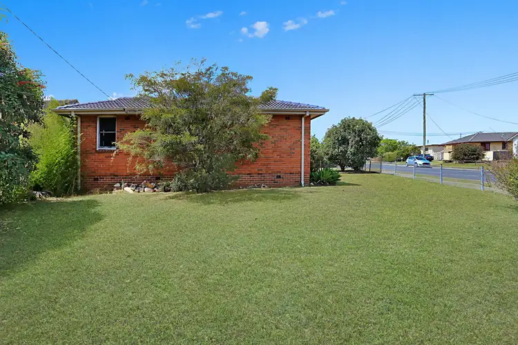 Sixth view of Homely house listing, 3 SEGENHOE STREET, Woodberry NSW 2322