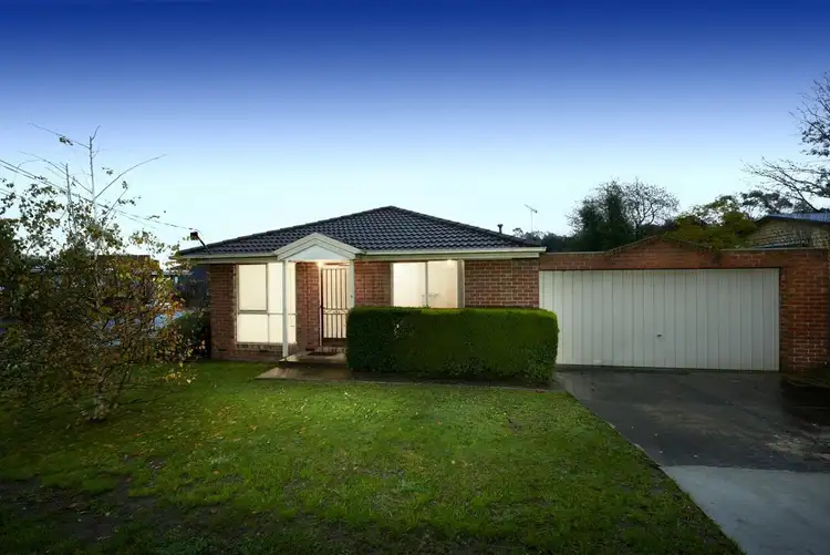 1 Selman Avenue, Ferntree Gully VIC 3156