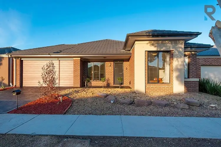 Main view of Homely house listing, 27 Cheltenham Close, Craigieburn VIC 3064