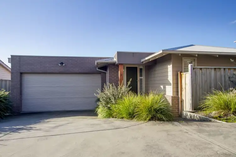 2/65 Hillcrest Road, Frankston VIC 3199