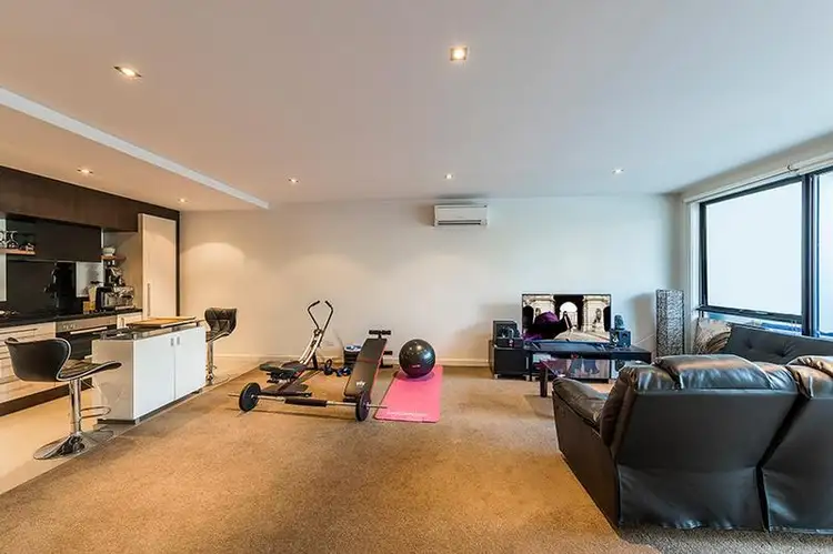 20/8 Crefden Street, Maidstone VIC 3012