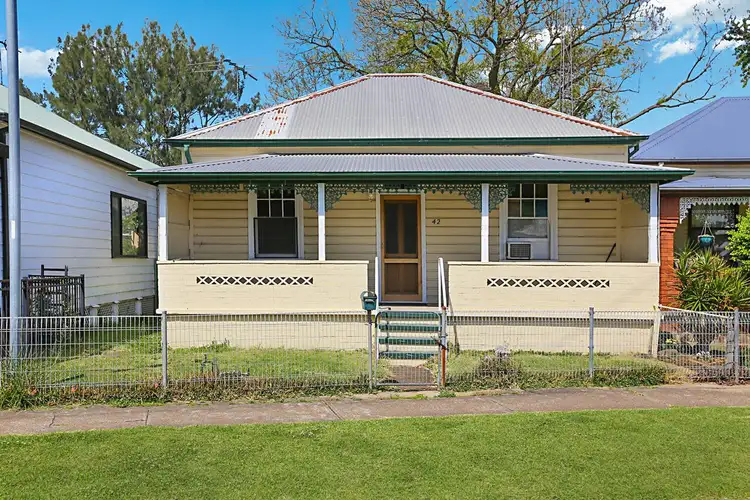 42 Carrington Street, Horseshoe Bend NSW 2320