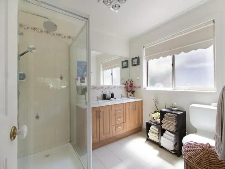 Fifth view of Homely house listing, 31 Apple Berry Avenue, Langwarrin VIC 3910