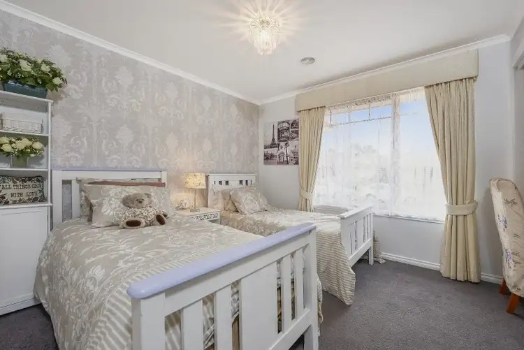 Fifth view of Homely house listing, 1 Gwalia Court, Rowville VIC 3178