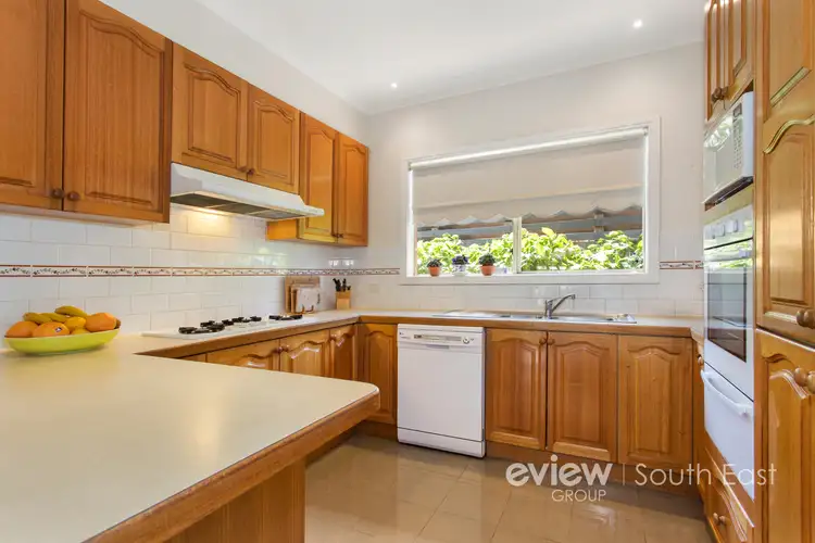 Fifth view of Homely house listing, 2 Hedgeley Dr, Berwick VIC 3806