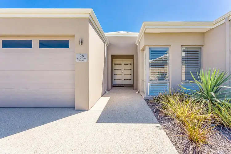 Sixth view of Homely house listing, 28 Kewarra Bend, Secret Harbour WA 6173