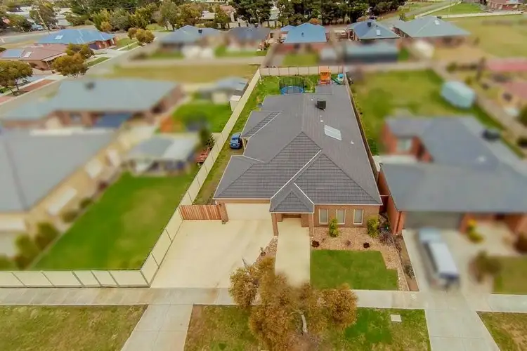 9 Lyon Place, Ballan VIC 3342