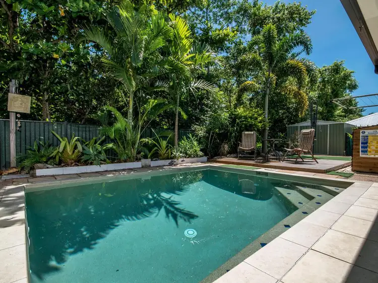 6 Greenvale Close, Smithfield QLD 4878