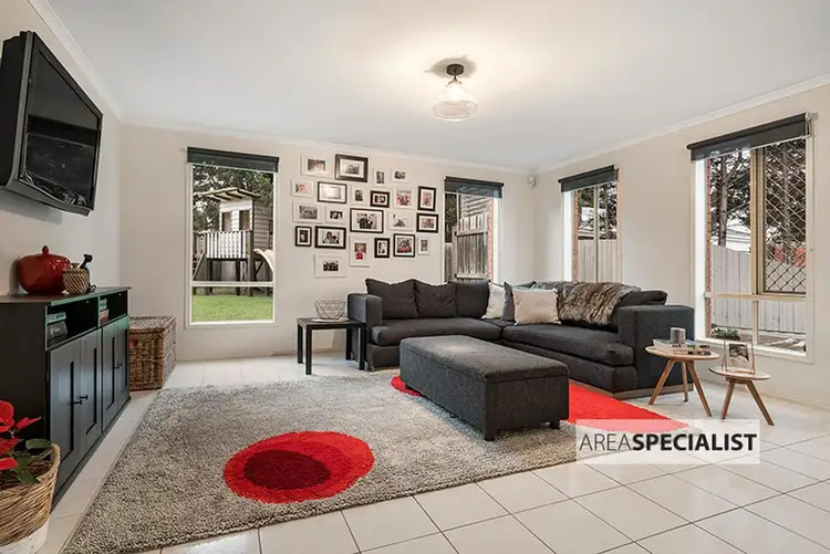 Second view of Homely house listing, 6 Pickwick Place, Chelsea Heights VIC 3196