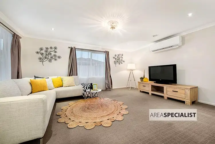 Third view of Homely house listing, 17 Elwood Avenue, Pakenham VIC 3810
