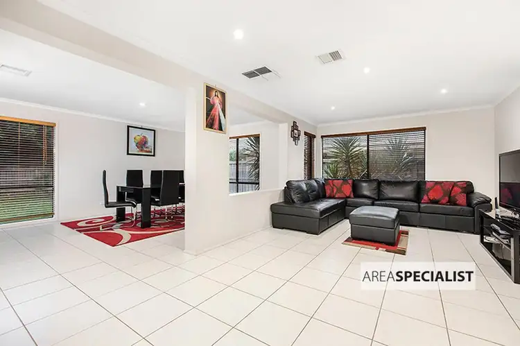 Fifth view of Homely house listing, 10 Napier Way, Narre Warren South VIC 3805