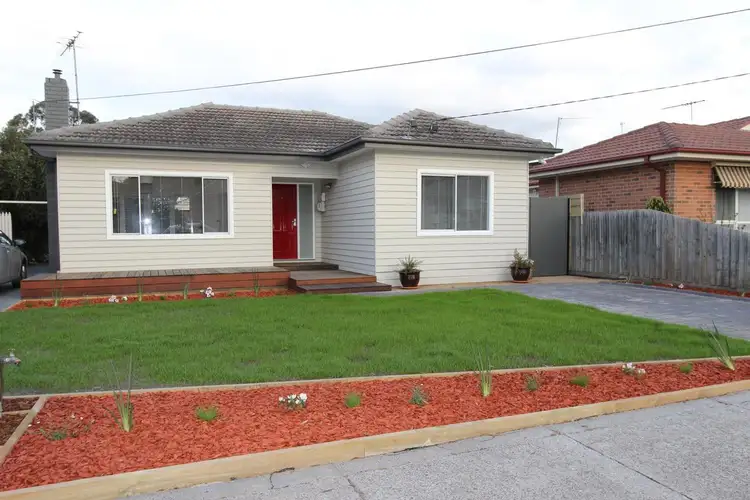 14 John St