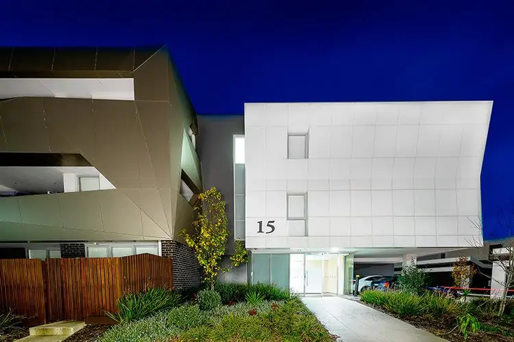 15 Eucalyptus Drive