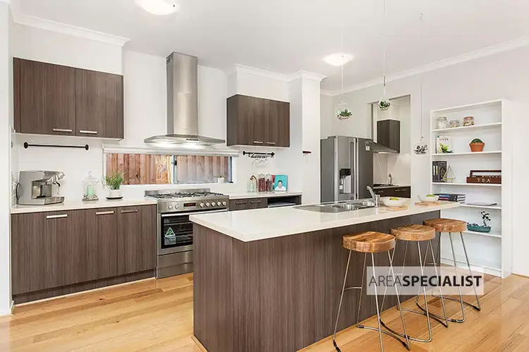 Fifth view of Homely house listing, 1 Broadleaf Court, Keysborough VIC 3173