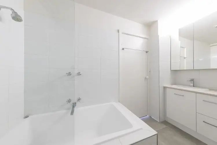 Sixth view of Homely apartment listing, 127/131 Lonsdale Street, Melbourne VIC 3000