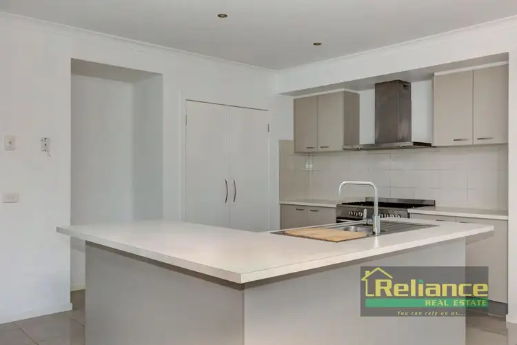 Fifth view of Homely house listing, 125 Beachview Parade, Sanctuary Lakes VIC 3030