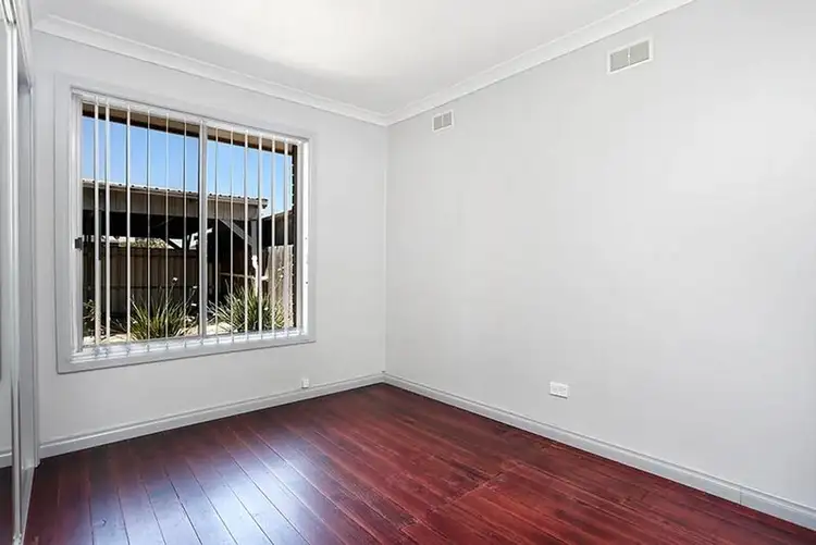 Fourth view of Homely unit listing, 42A Douglas Avenue, St Albans VIC 3021