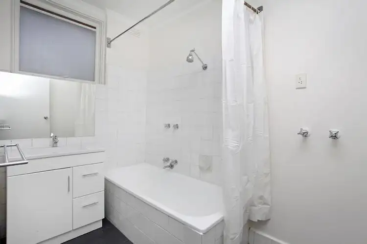 Fifth view of Homely apartment listing, 4/74 Anderson Road, Sunshine VIC 3020