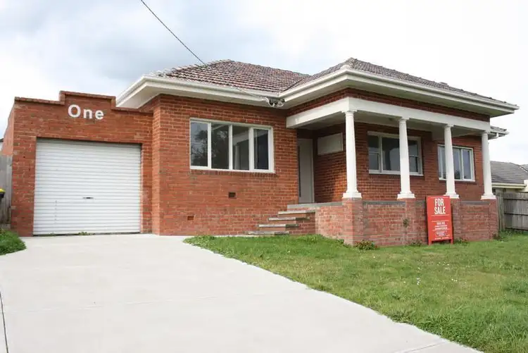 1 LEONGATHA ROAD, Korumburra VIC 3950