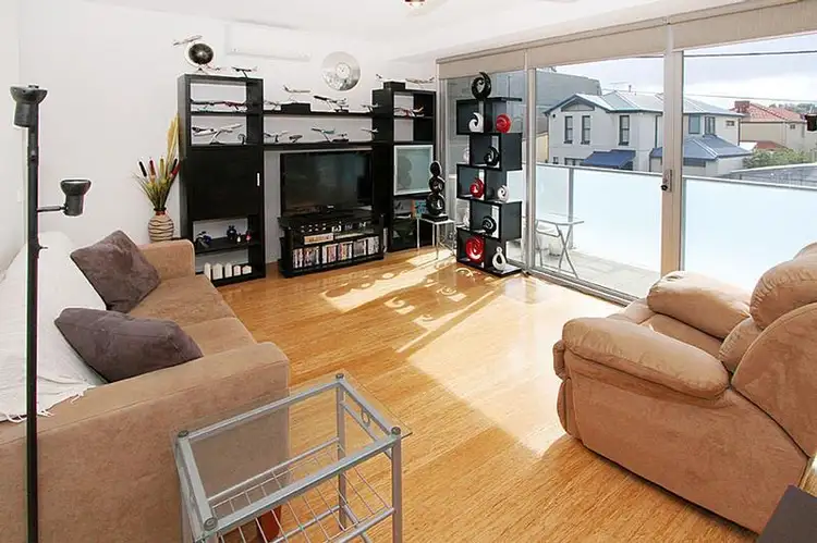 Fourth view of Homely apartment listing, 3/6 Sturt Street, Essendon VIC 3040