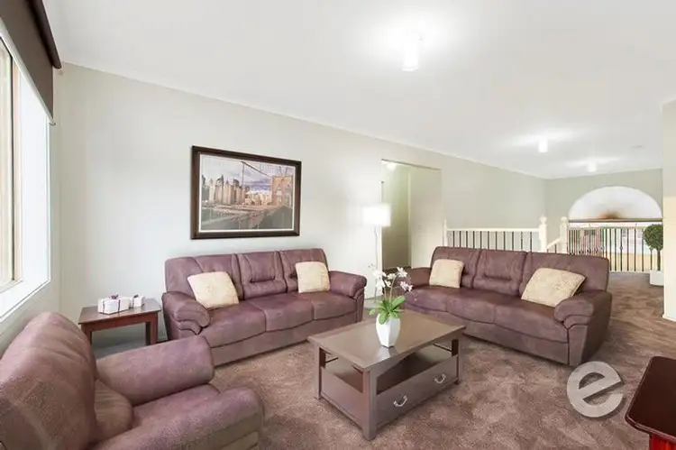 Fourth view of Homely house listing, 2 Bellaire Ct, Narre Warren North VIC 3804