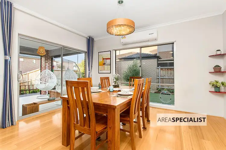 Sixth view of Homely house listing, 1 Broadleaf Court, Keysborough VIC 3173