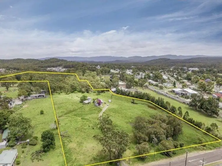 8 Carleton Street, Toronto NSW 2283