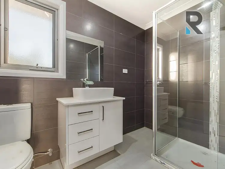 Sixth view of Homely townhouse listing, 1/5 Falmer Place, Craigieburn VIC 3064