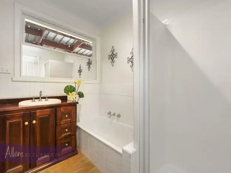 Sixth view of Homely house listing, 11 Trinian Street, Vermont VIC 3133