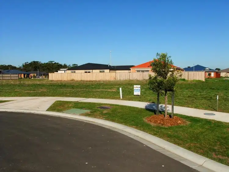 12 MITRE COURT, Cowes VIC 3922