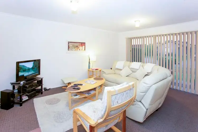 Second view of Homely house listing, 4 Pinnacle Place, Berwick VIC 3806