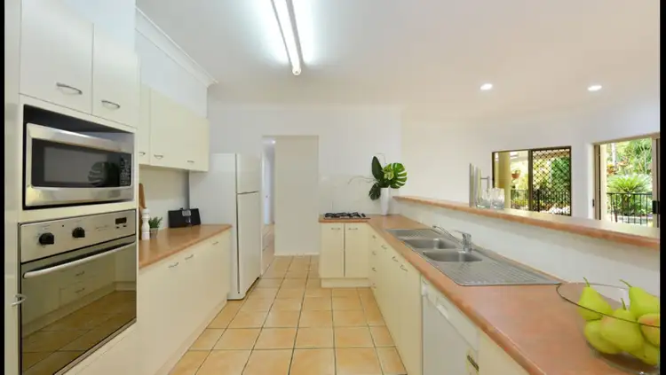 Sixth view of Homely house listing, 10 Spowatt Close, Kanimbla QLD 4870