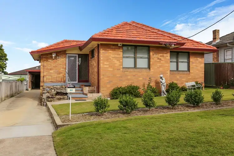 80 Gillies Street, Rutherford NSW 2320
