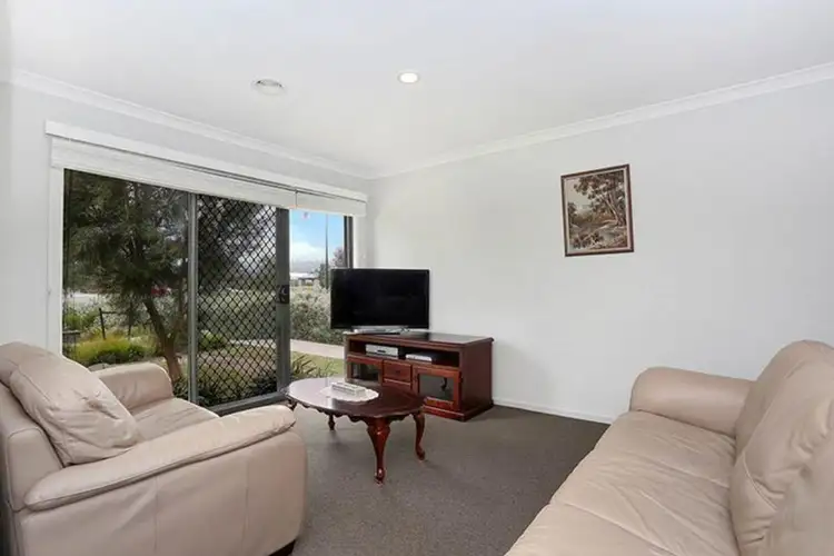 40 Lucca Walk, Mernda VIC 3754