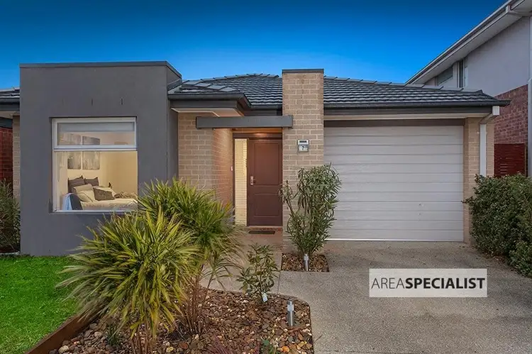 7 Dahlia Crescent, Keysborough VIC 3173