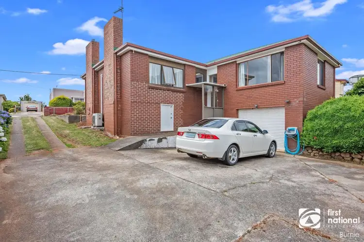 42 Stirling Street, Hillcrest TAS 7320