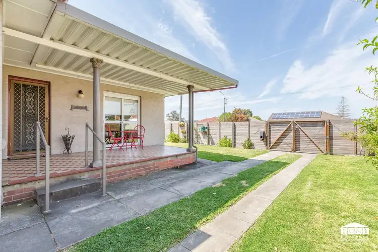 115 Macquarie Road