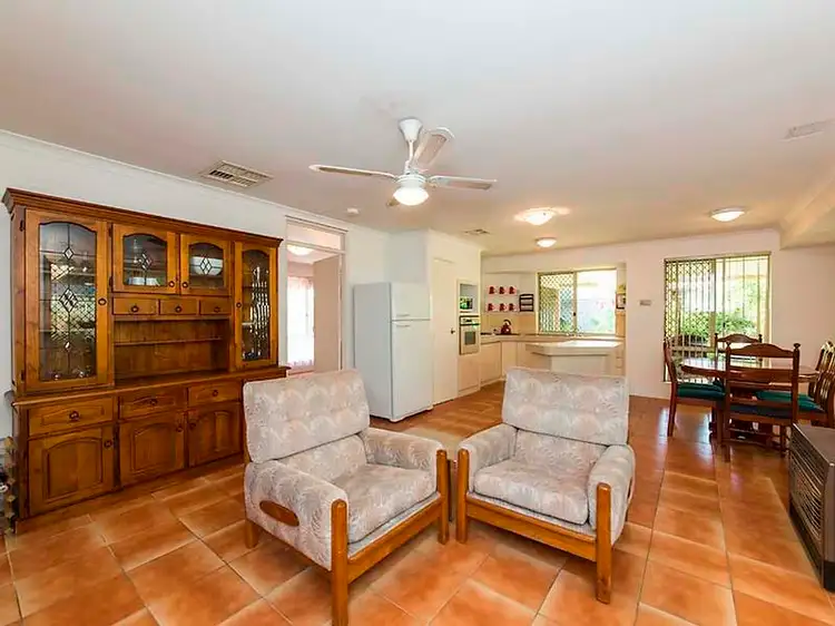 7 Dartmoor Gardens, Ballajura WA 6066